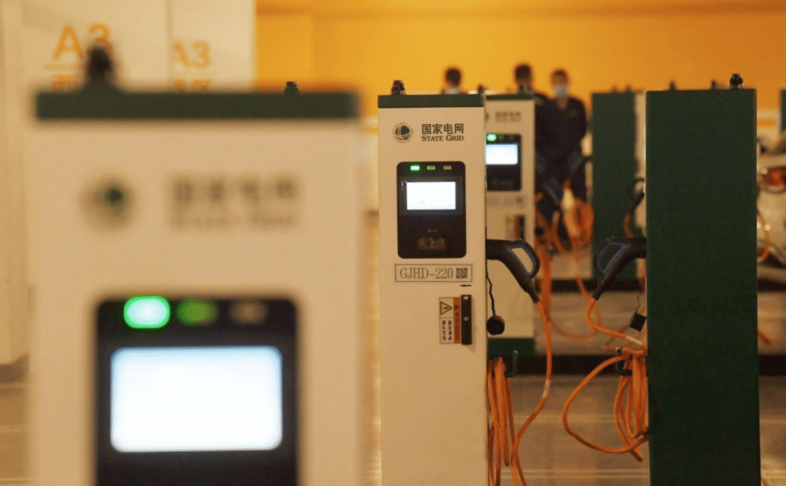 Beijing's largest charging station put into operation