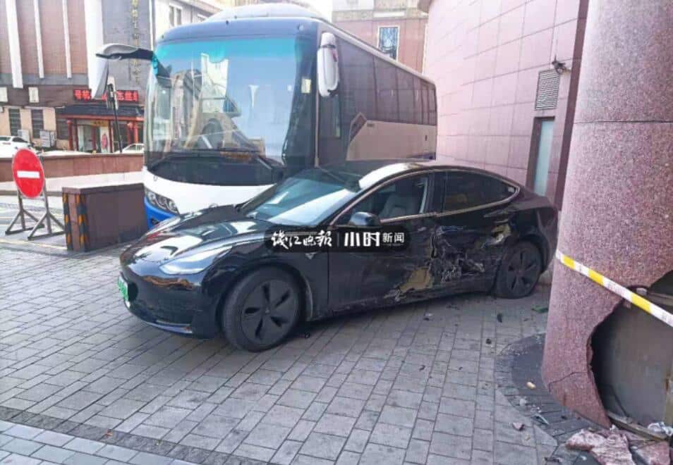 Tesla Model 3 crashes into hotel lobby in Hangzhou, owner claims that the vehicle lost control