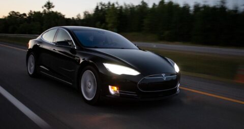 Tesla reportedly clearing out Model S and Model X inventory, with major updates expected