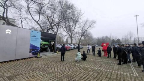 Oil giant Sinopec chairman visits Nio's battery swap station