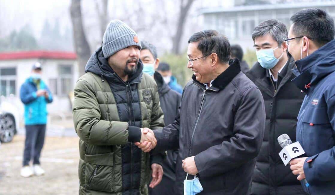 Oil giant Sinopec chairman visits Nio's battery swap station