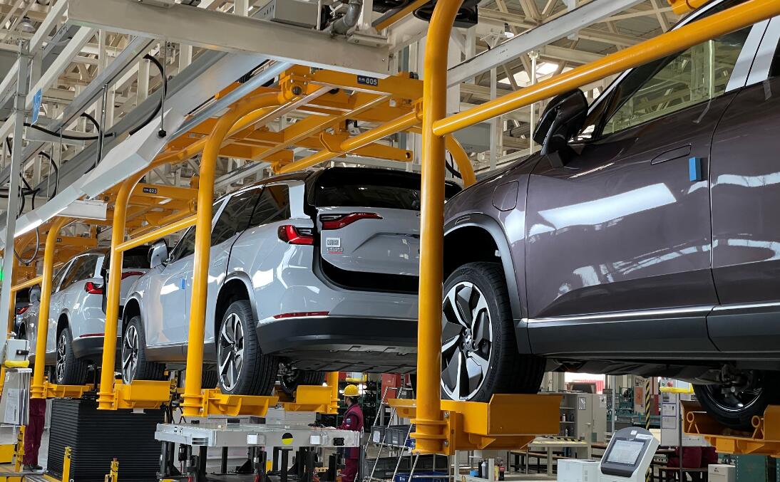 China produces 317,000 new energy vehicles in January-February, up 395% from last year