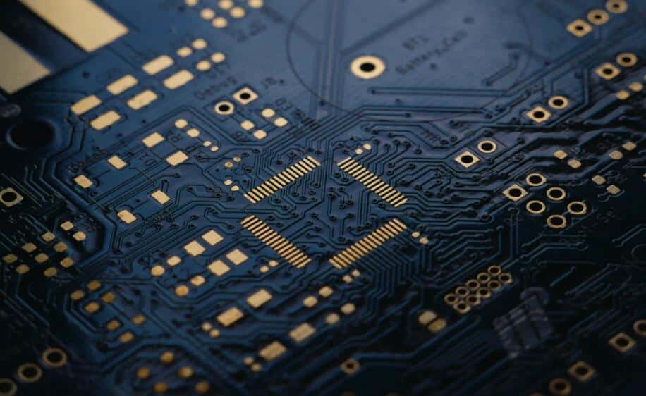 China auto industry's chip supply disruption risk to melt away, association says