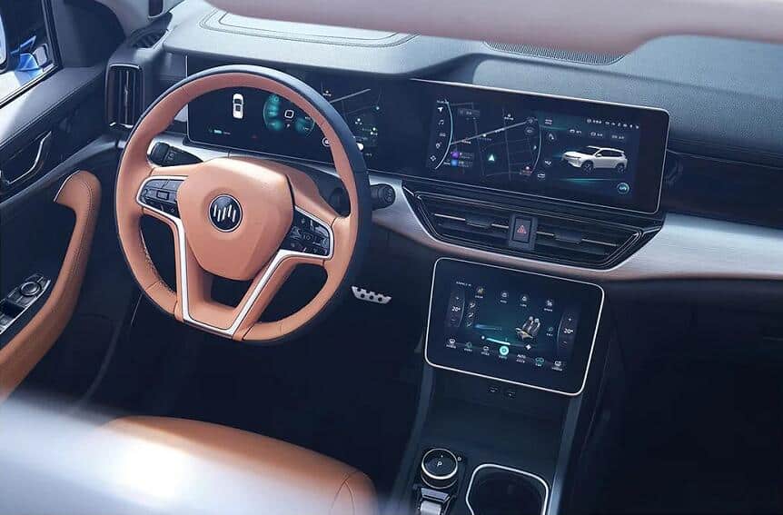 WM Motor's L4 driverless-capable WM W6 goes on sale, priced from around ,000