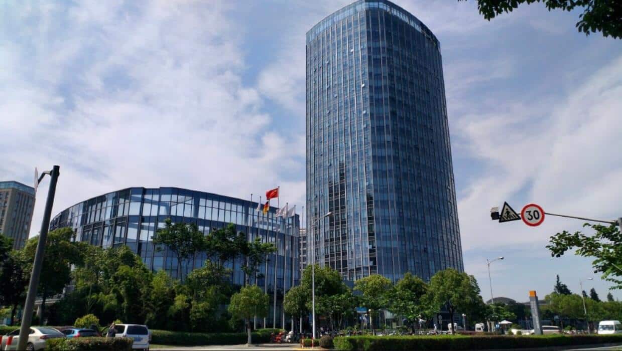 Li Auto's 2,000-person Shanghai R&D center completed