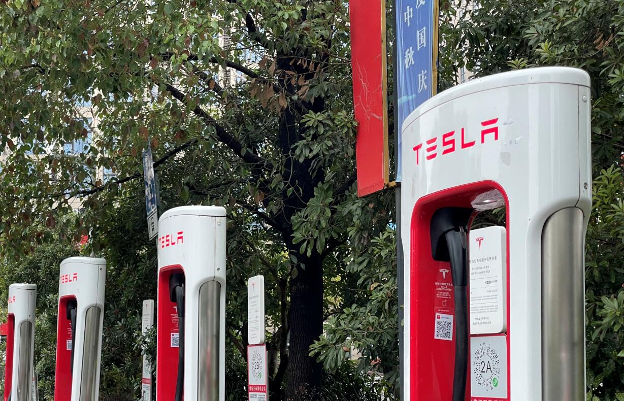 Shanghai's NEV sales surged 3.5 times in past six months