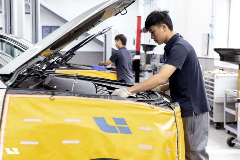 Li Auto opens its largest after-sales repair center in Guangzhou