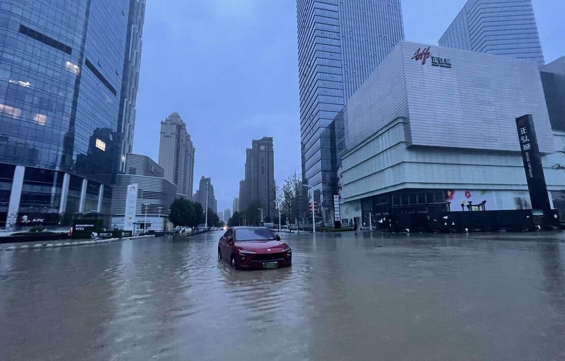 Nio tells users in flood-hit Henan: Don't worry about vehicles and charging facilities
