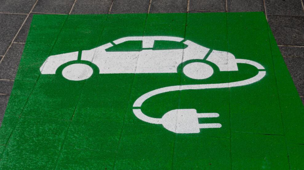 China to speed up creation of carbon emission standard system for autos