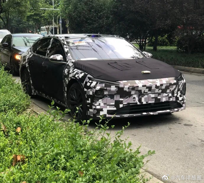 Nio ET7 road test camouflage images revealed