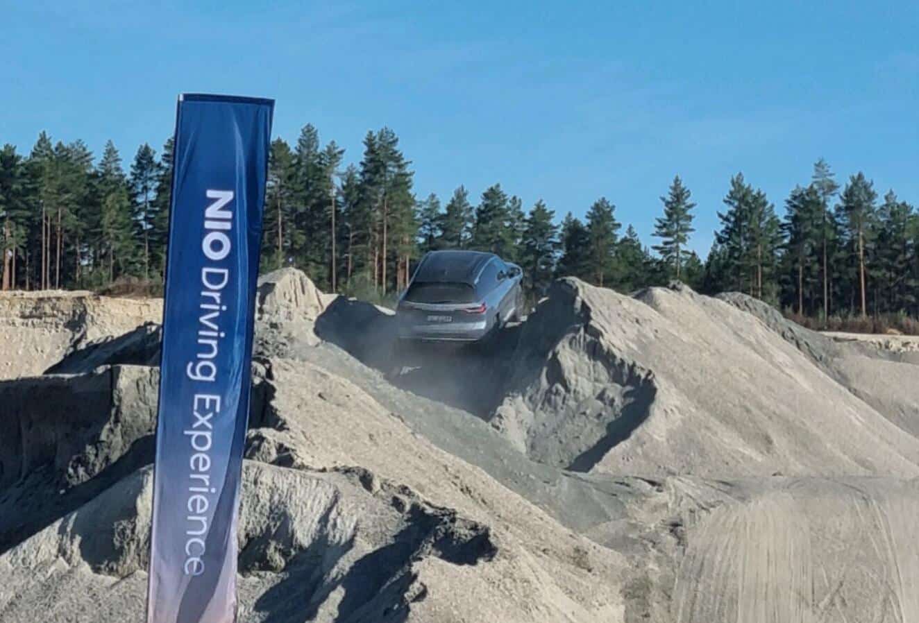 Nio begins allowing customers to test drive ES8 in Norway