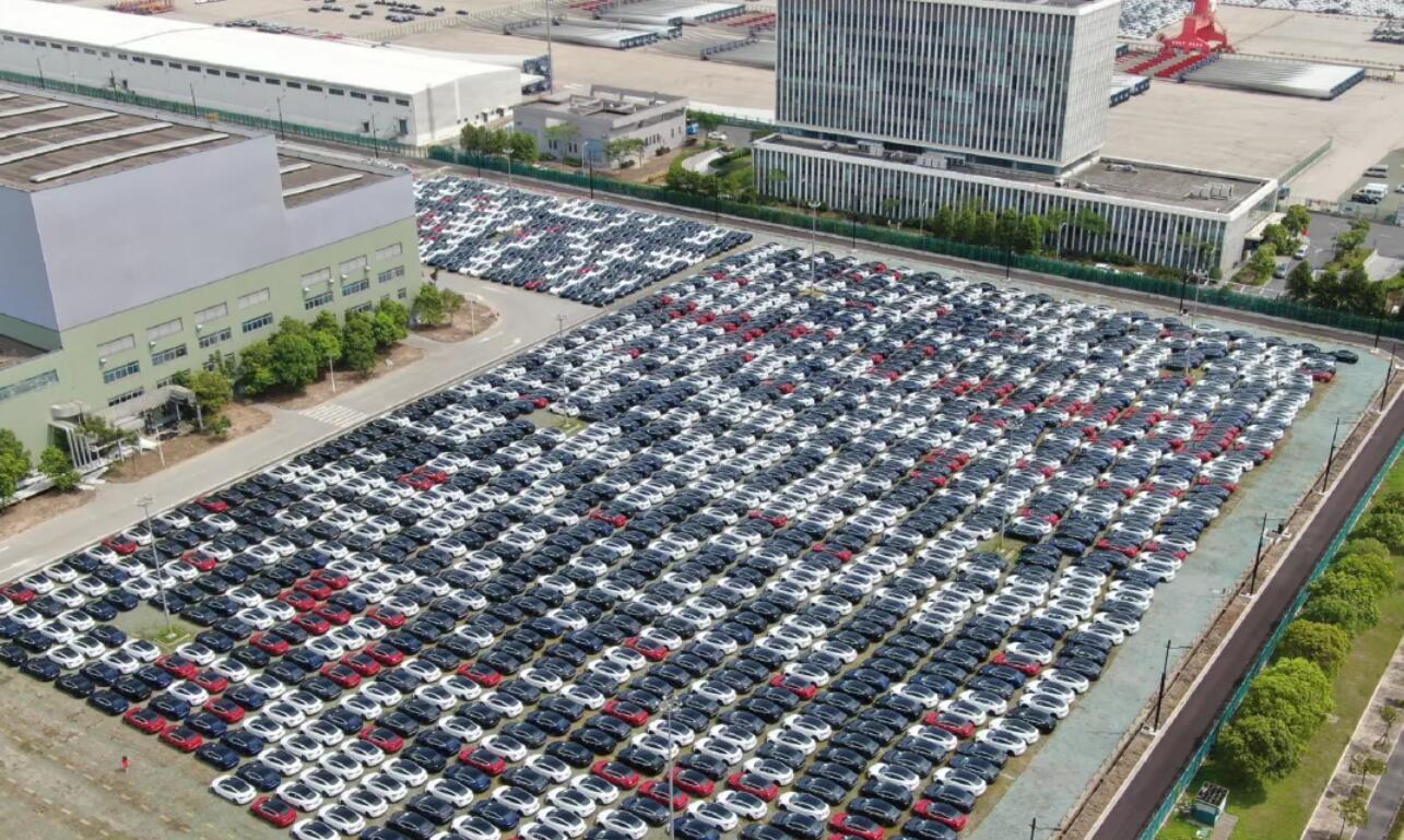 Tesla sends 4,410 China-made Model 3s to Europe