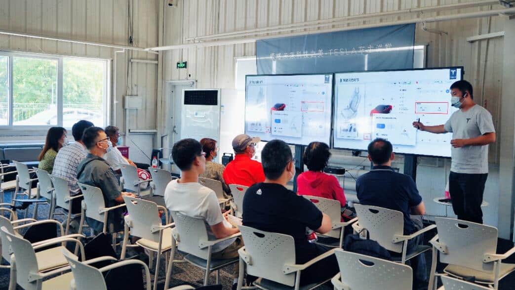 Tesla begins deliveries of Model Y Standard Range in China