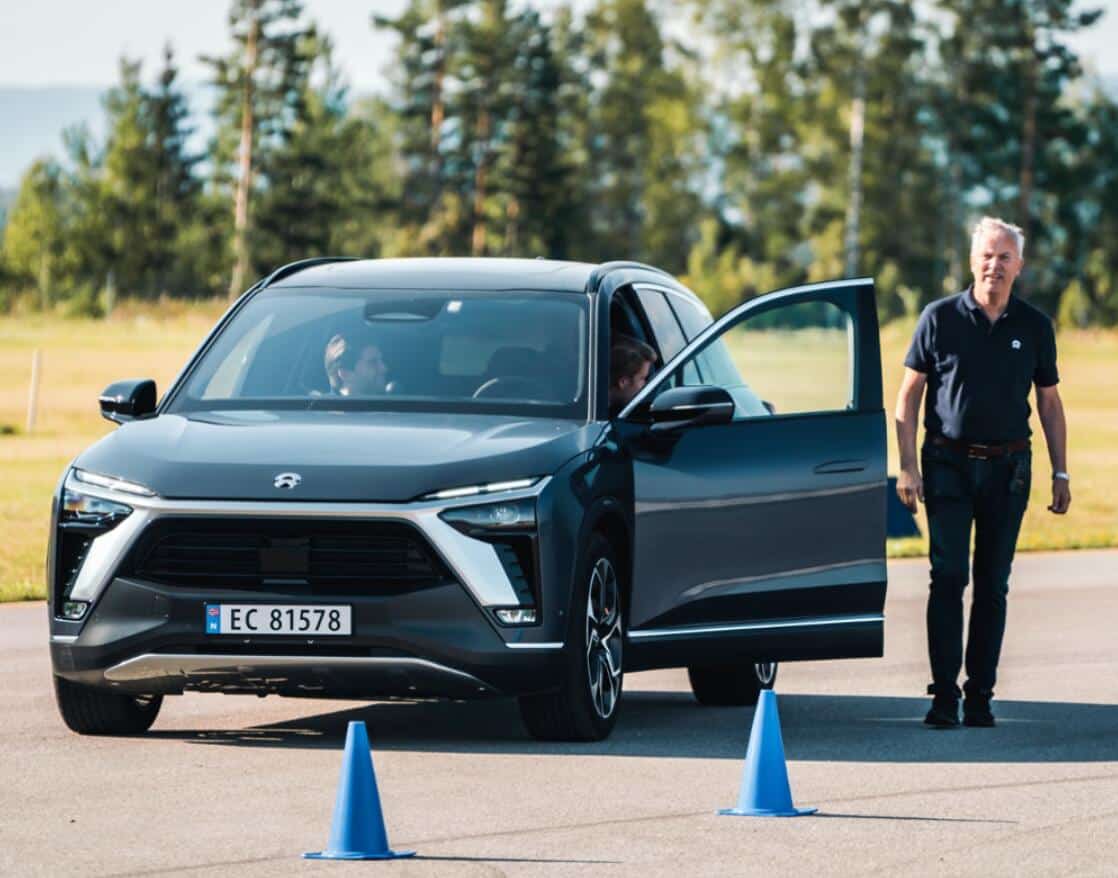 Nio begins allowing customers to test drive ES8 in Norway