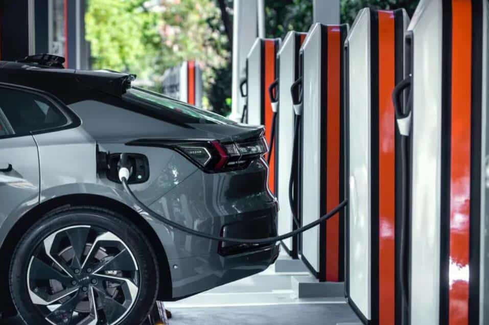 Zeekr builds its first charging station in Hangzhou