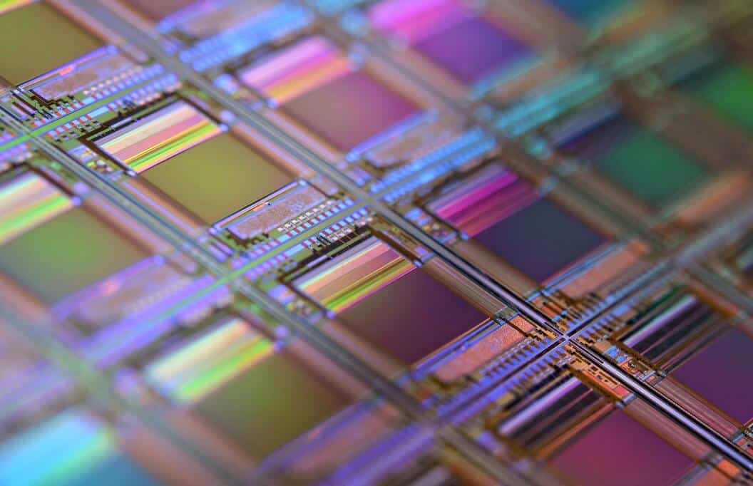 Chinese market regulator fines three auto chip dealers for price gouging