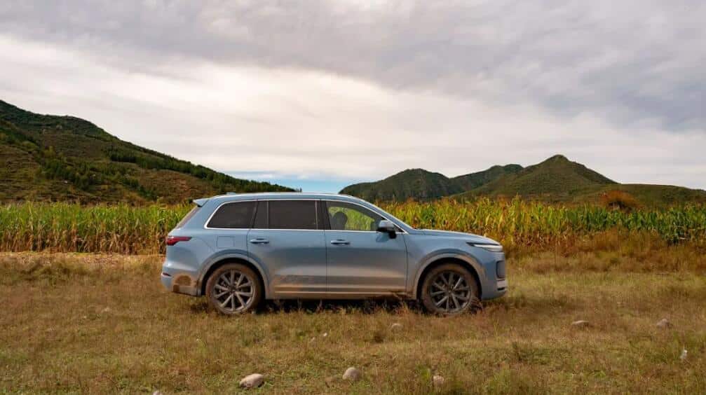 Nomura initiates coverage on Li Auto with Buy rating and .4 price target