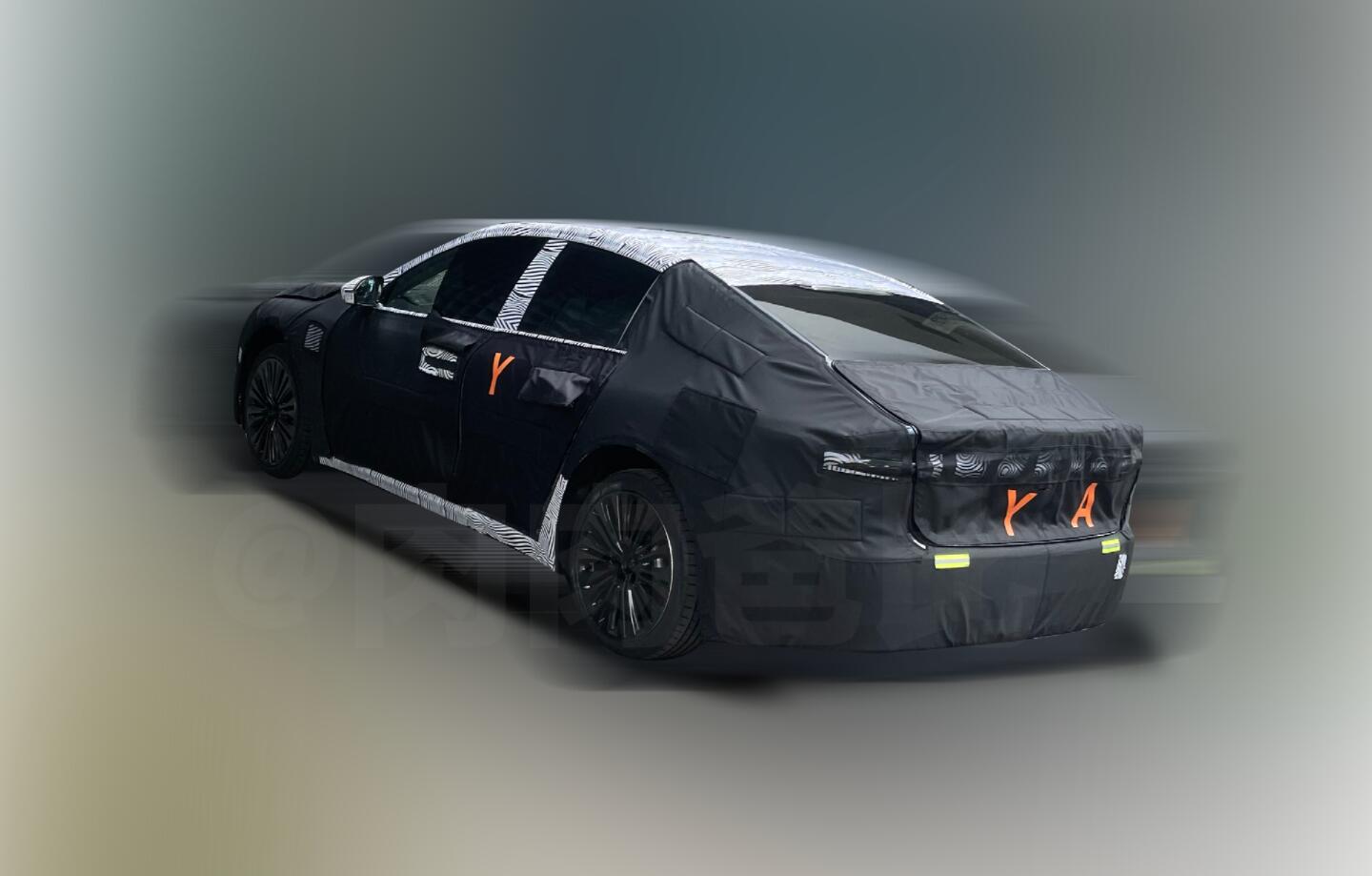 First spy shots suspected to be of Nio ET5 revealed two months before its unveiling