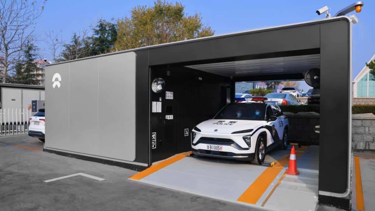 Qingdao official explains why Nio ES6s chosen as police cars
