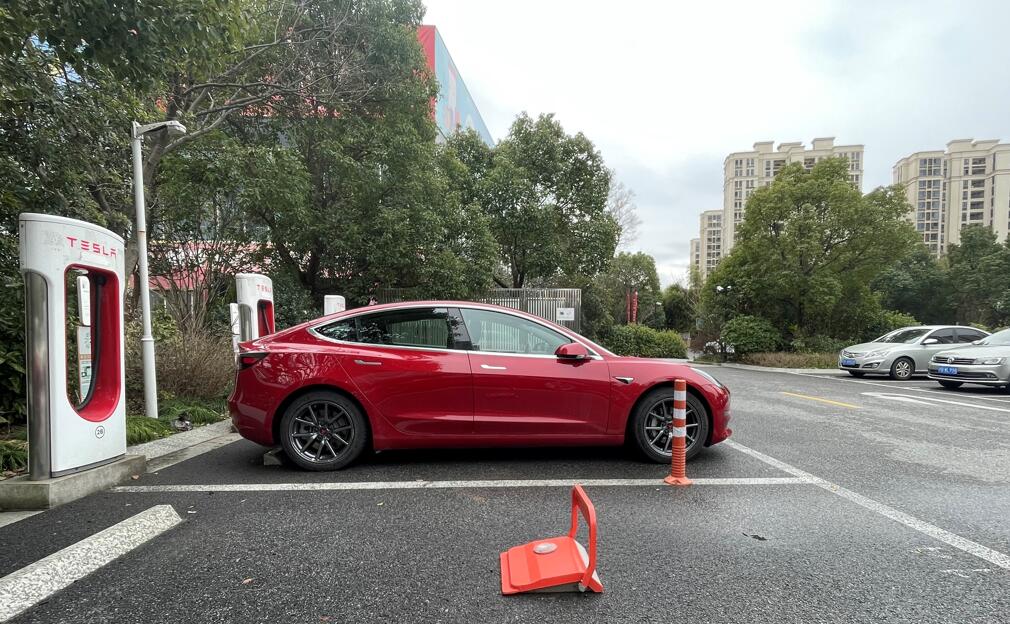 Tesla adds 24 Supercharger stations in Chinese mainland in Jan, bringing total to over 1,100