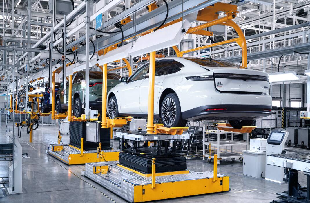 Nio sees first batch of ET7 mass production vehicles roll off line