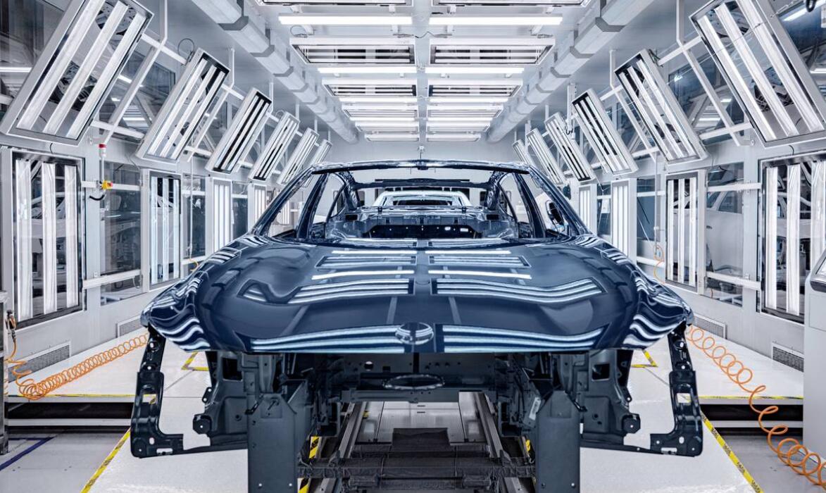 Nio sees first batch of ET7 mass production vehicles roll off line