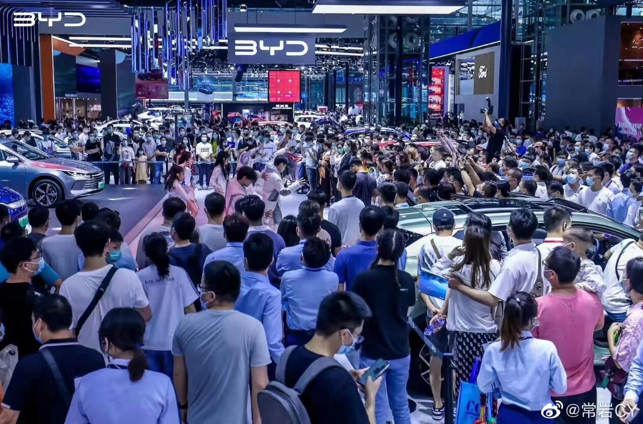 BYD booth at Shenzhen auto show attracts large crowd after Seal starts pre-sale at perfect timing