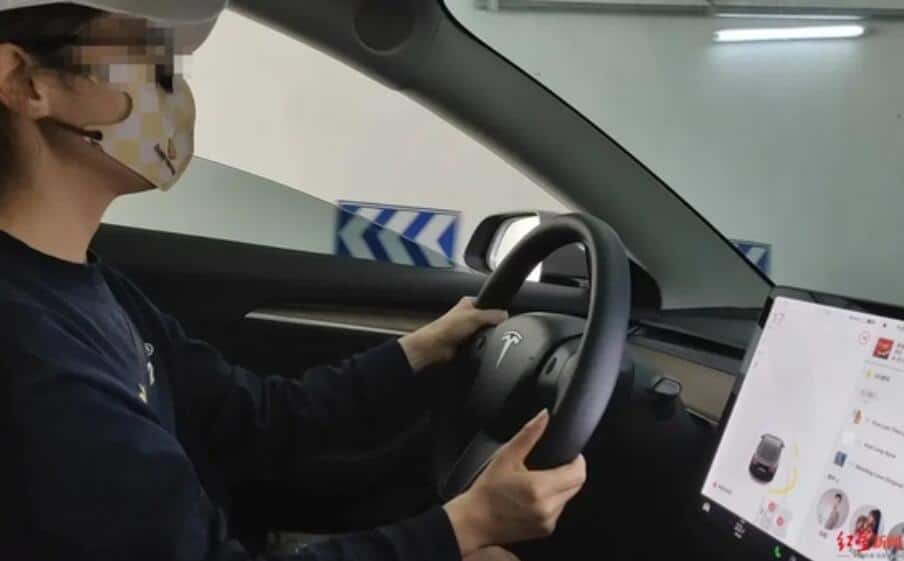 Tesla named by Chinese consumer protection body for weird screen malfunction that freaked out owner