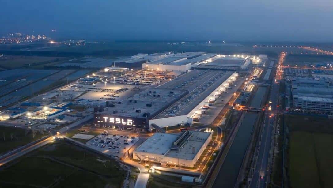 Elon Musk confirms Tesla will expand Shanghai plant
