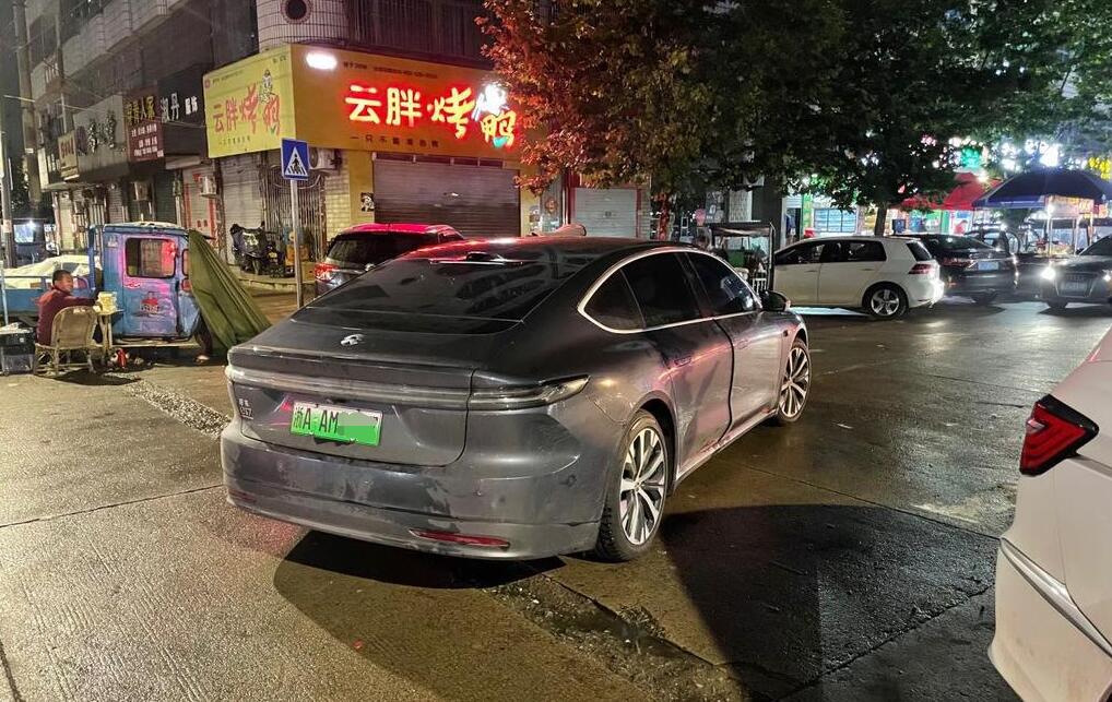 Nio investigates after two ET7 owners report loss of power while driving