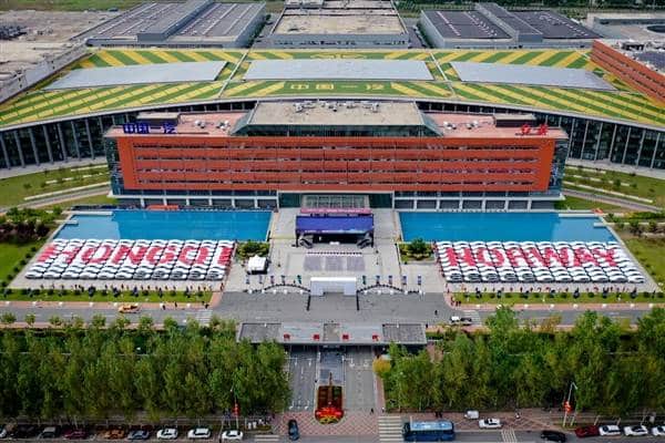 Hongqi's E-HS9 electric SUV reaches 1,000 units delivered in Norway