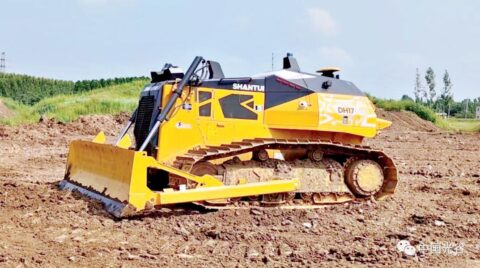 Chinese team builds unmanned bulldozer, says it's 'world's first'