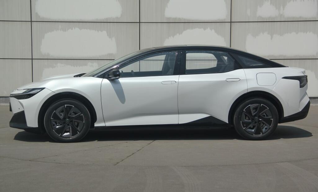 Toyota to launch model with BYD motors and battery in China, regulatory filing shows