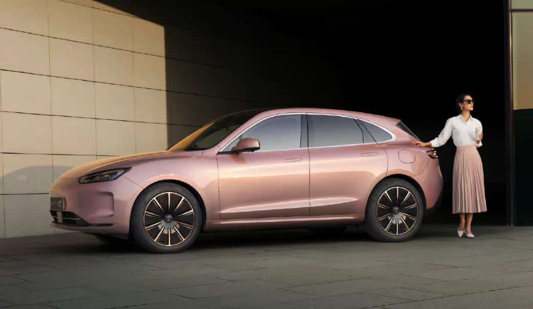 Huawei-backed AITO delivers 10,045 vehicles in Aug, to launch M5 EV on Sept 6