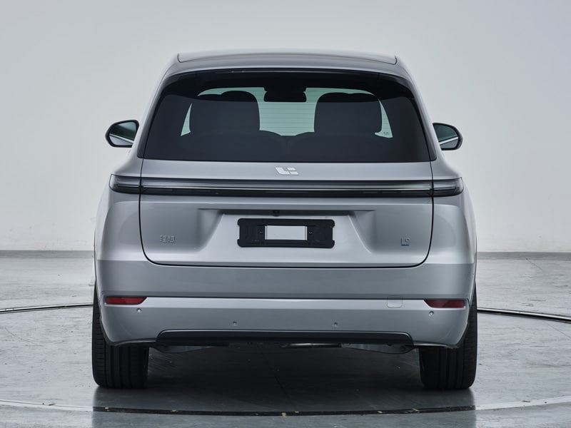 Regulatory filing shows what Li L8 looks like