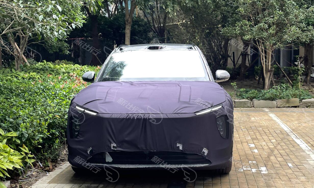 Nio ES8 with LiDAR: New spy photos show more details