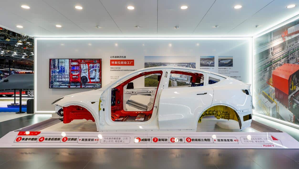 Tesla offers discounts of up to <img decoding=