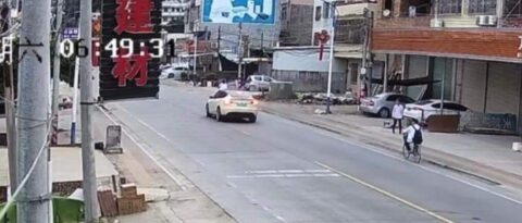 Tesla driver speaks after crash that killed two in China