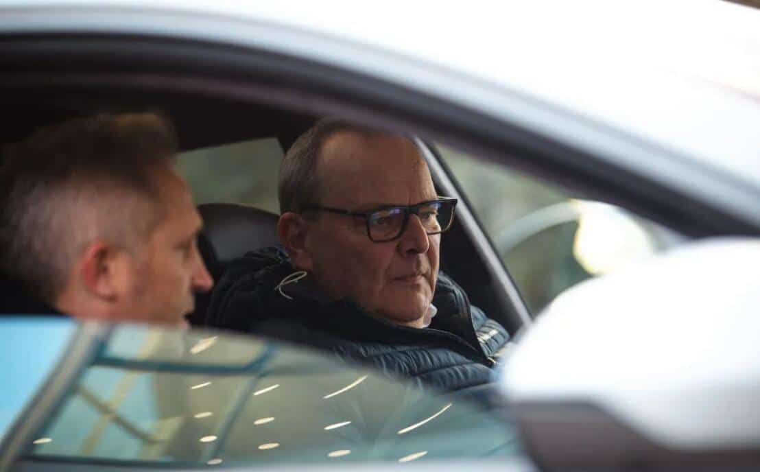 Nio starts ET7 deliveries in Sweden