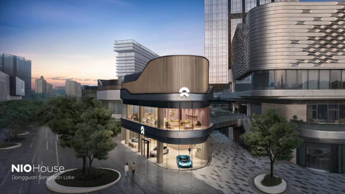 Nio's phone project progressing well, with teams in Shanghai and Shenzhen, says William Li