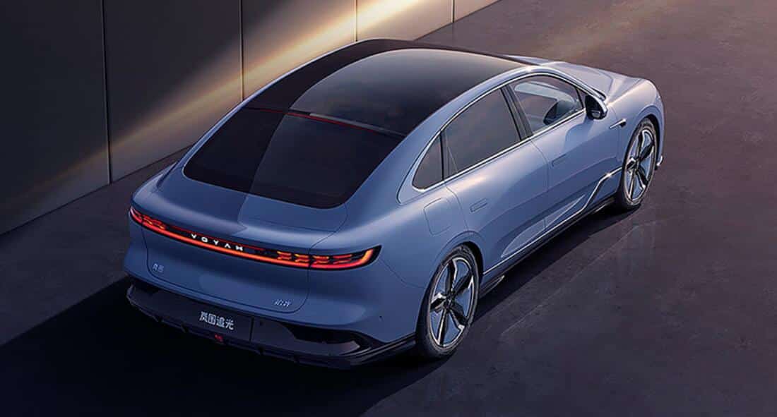 Voyah unveils its first sedan, offers selling points similar to Nio ET7