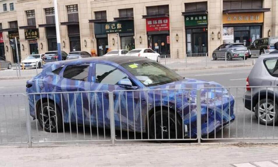 Denza's new SUV spy shots revealed, launch expected in H1 2023