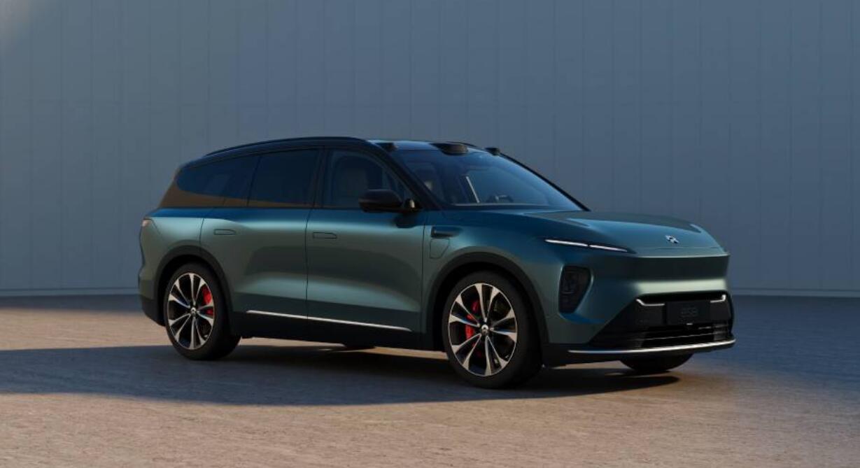 Nio kicks off product super cycle with launch of EC7 and new ES8