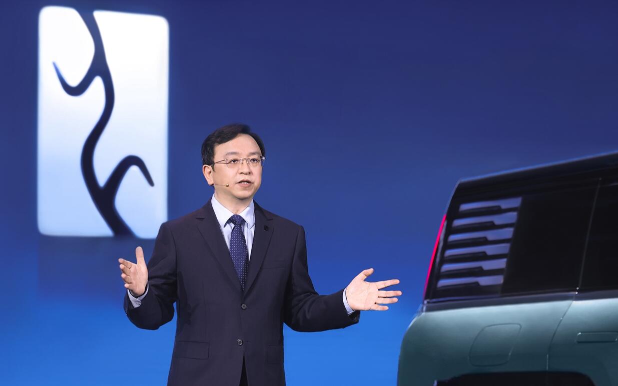 BYD officially launches Yangwang brand, debuts hardcore off-road SUV U8 and supercar U9