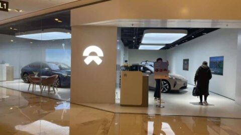 Nio vehicle for test drive crashes into sidewalk, killing one, report says