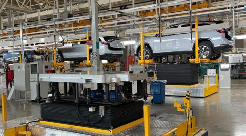 CATL reportedly cutting battery costs significantly for some clients including Nio, Li Auto