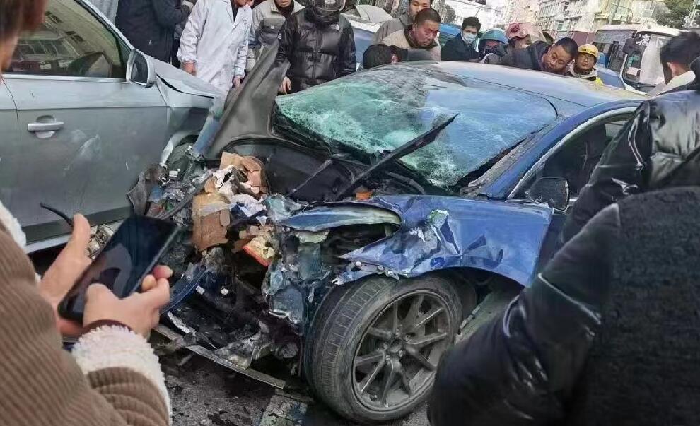 Tesla in spotlight again in China as Model 3 crashes after high-speed driving
