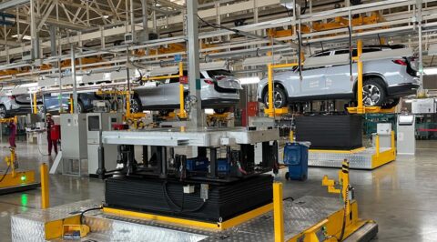 Nio ramps up battery R&D efforts, taps talents from Apple, Panasonic, report says