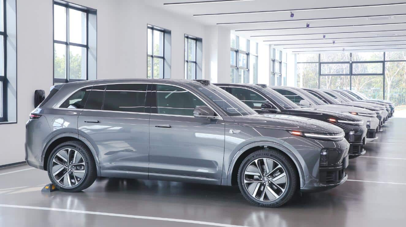 Li Auto begins deliveries of its first 5-seat SUV Li L7