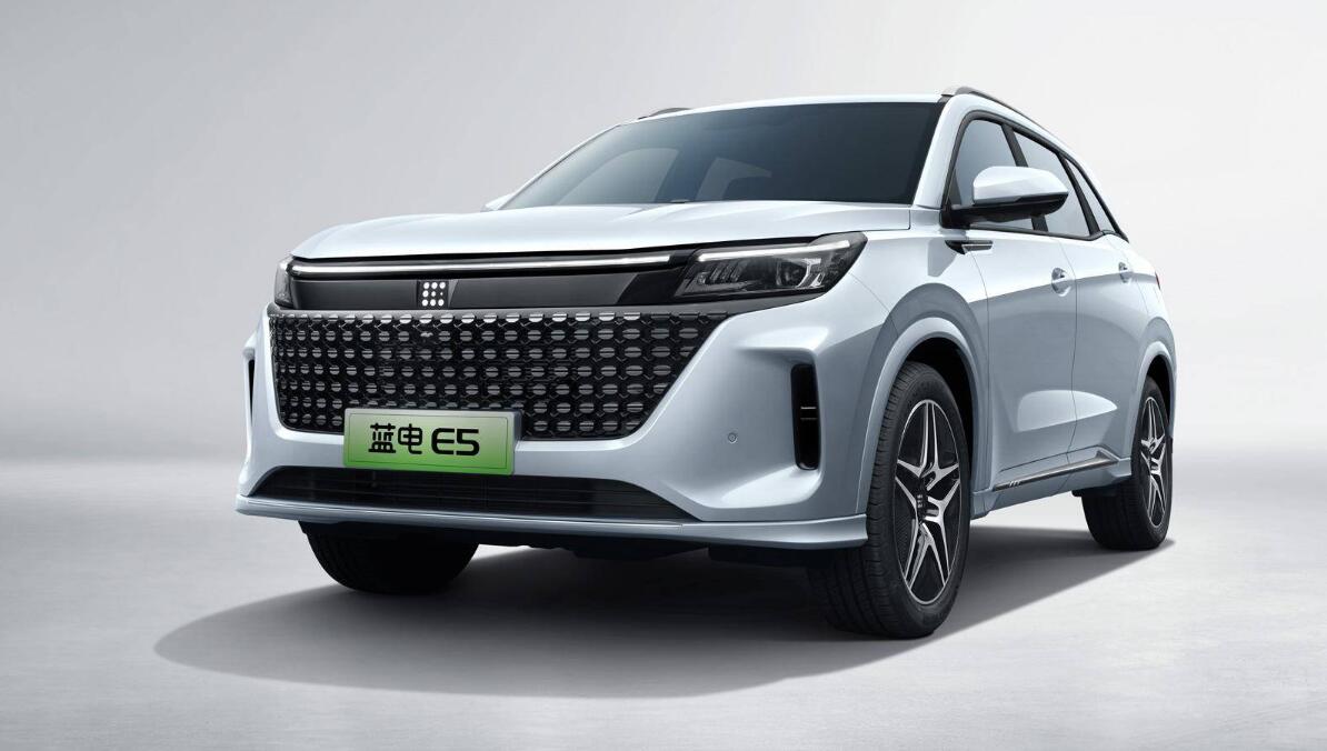 Seres unveils new NEV brand Landian and 1st model E5 with BYD, Huawei technology